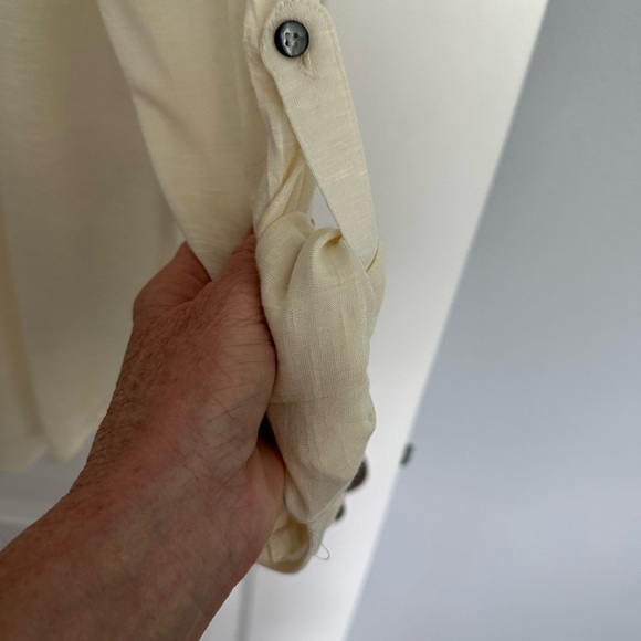 Roar Electric Wilderness Henley Top - Picture 10 of 10